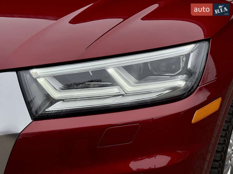 Внедорожник / Кроссовер Audi Q5 2018 в Ровно