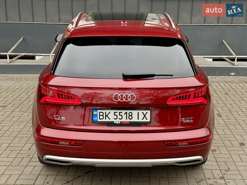 Внедорожник / Кроссовер Audi Q5 2018 в Ровно