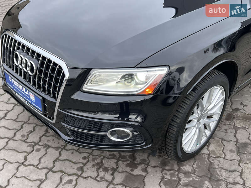 Внедорожник / Кроссовер Audi Q5 2017 в Нововолынске