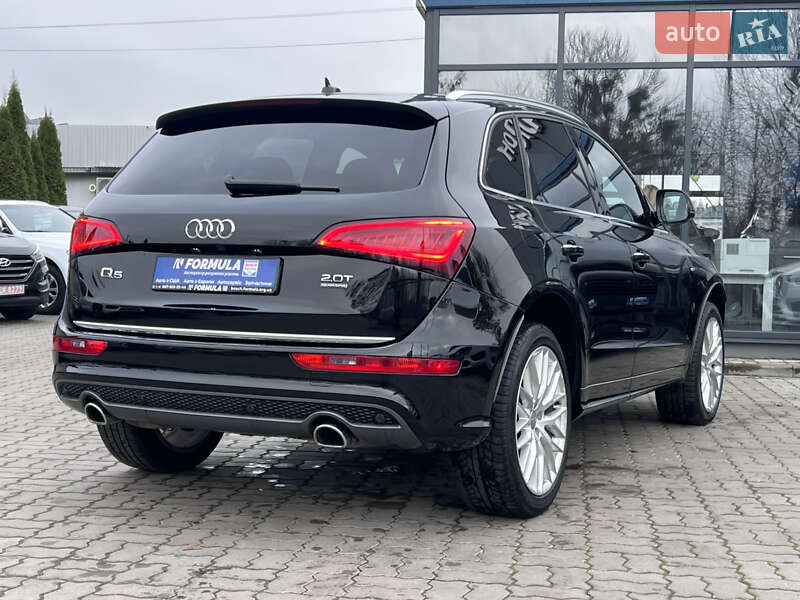 Внедорожник / Кроссовер Audi Q5 2017 в Нововолынске