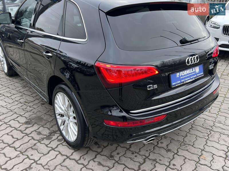 Внедорожник / Кроссовер Audi Q5 2017 в Нововолынске