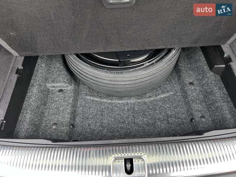 Внедорожник / Кроссовер Audi Q5 2017 в Нововолынске