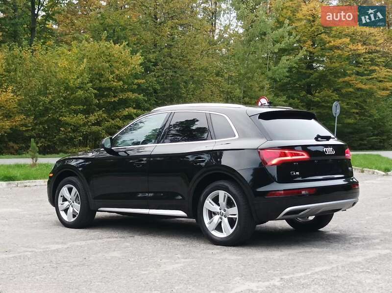 Внедорожник / Кроссовер Audi Q5 2018 в Киеве