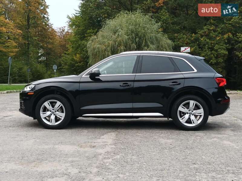 Внедорожник / Кроссовер Audi Q5 2018 в Киеве