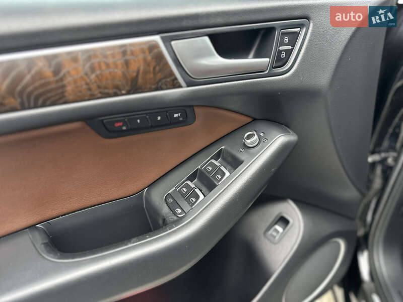 Внедорожник / Кроссовер Audi Q5 2015 в Дубно