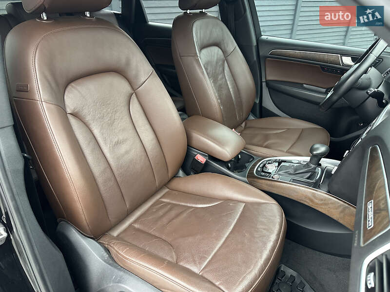 Внедорожник / Кроссовер Audi Q5 2015 в Дубно