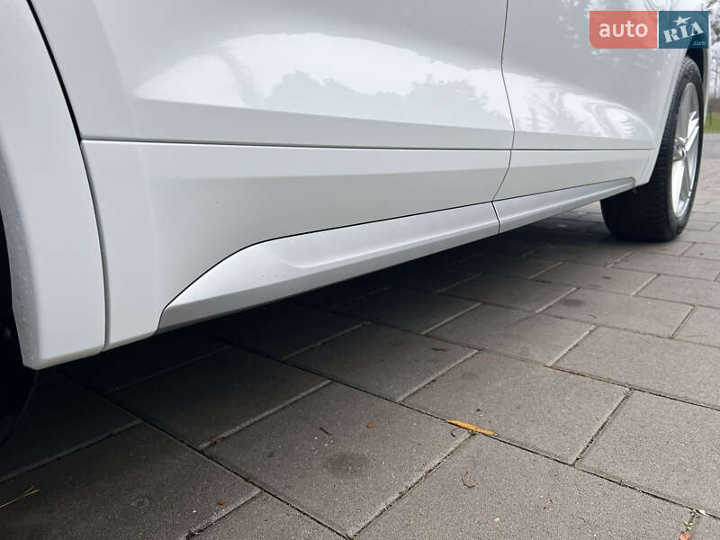 Позашляховик / Кросовер Audi Q5 2017 в Вінниці