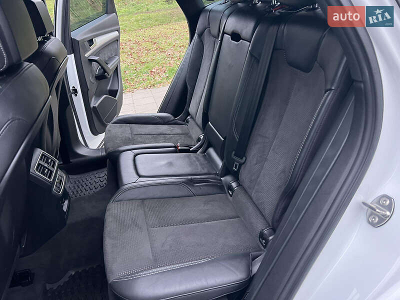 Позашляховик / Кросовер Audi Q5 2017 в Вінниці