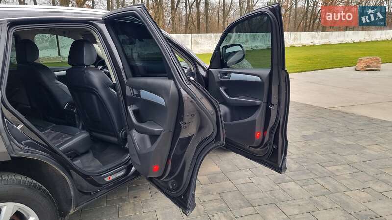 Внедорожник / Кроссовер Audi Q5 2012 в Луцке