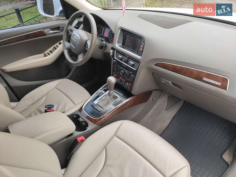Позашляховик / Кросовер Audi Q5 2011 в Кривому Розі