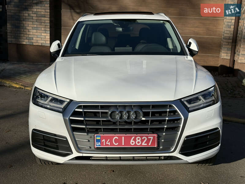 Внедорожник / Кроссовер Audi Q5 2020 в Киеве
