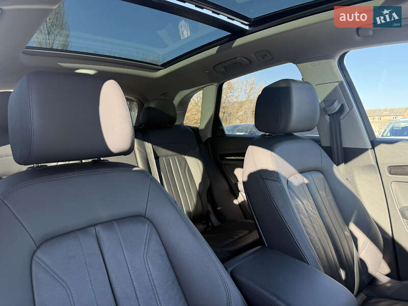 Внедорожник / Кроссовер Audi Q5 2020 в Киеве