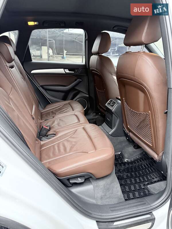 Внедорожник / Кроссовер Audi Q5 2016 в Тернополе