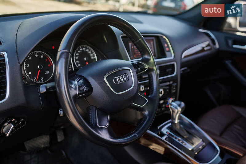 Внедорожник / Кроссовер Audi Q5 2013 в Ровно