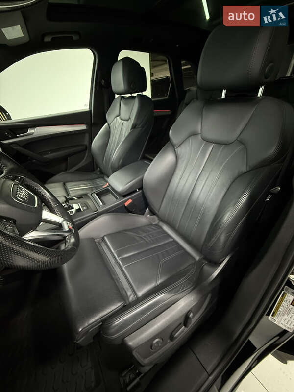 Позашляховик / Кросовер Audi Q5 2017 в Одесі