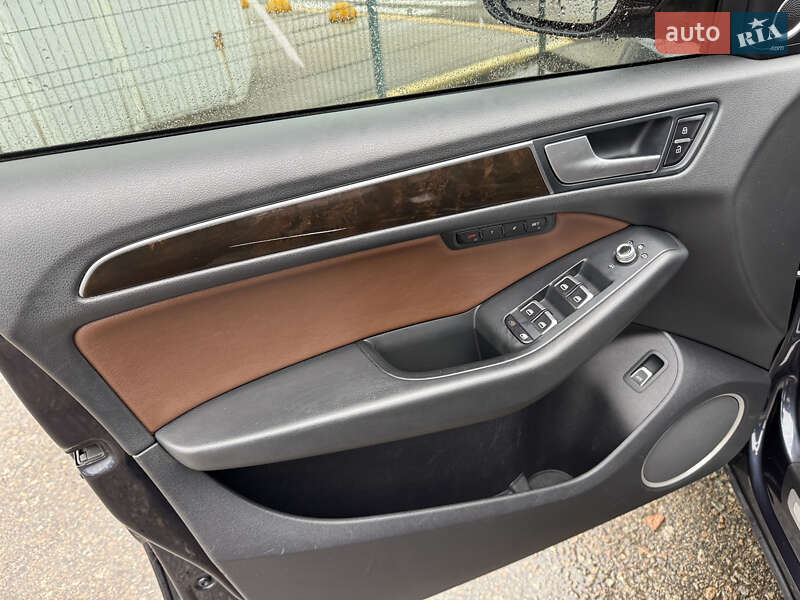 Внедорожник / Кроссовер Audi Q5 2014 в Киеве