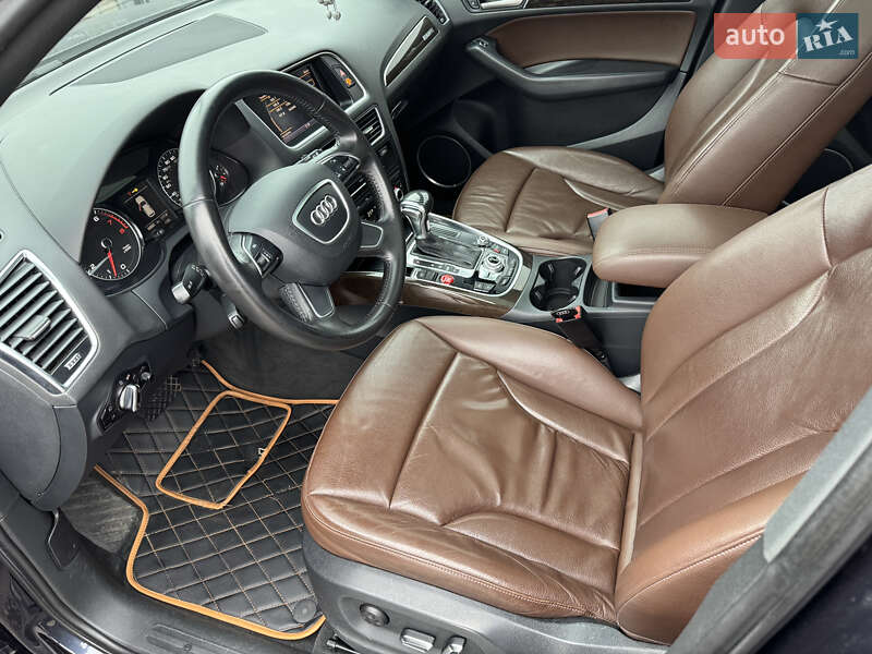 Внедорожник / Кроссовер Audi Q5 2014 в Киеве