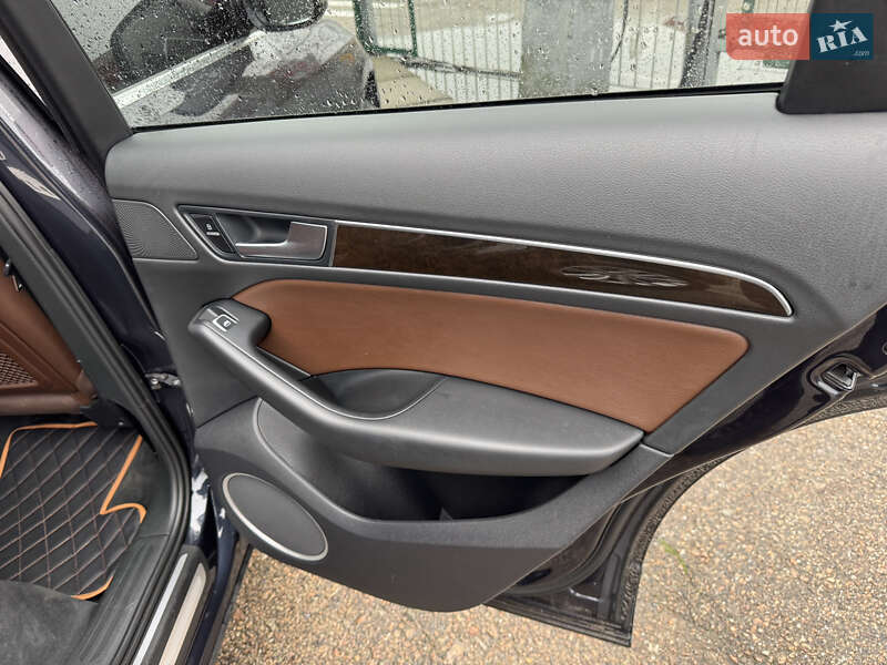 Внедорожник / Кроссовер Audi Q5 2014 в Киеве