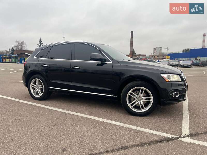 Позашляховик / Кросовер Audi Q5 2015 в Житомирі