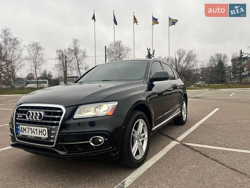 Позашляховик / Кросовер Audi Q5 2015 в Житомирі