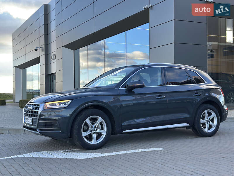 Внедорожник / Кроссовер Audi Q5 2020 в Львове