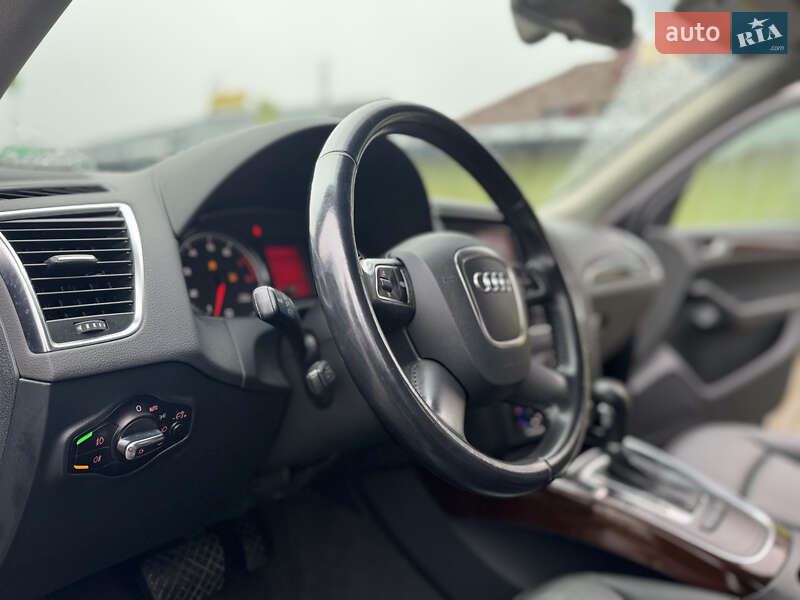 Позашляховик / Кросовер Audi Q5 2012 в Львові