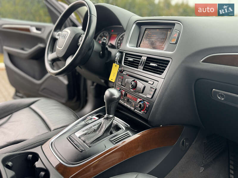 Позашляховик / Кросовер Audi Q5 2012 в Львові