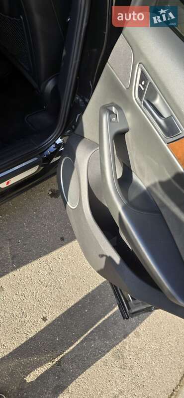 Внедорожник / Кроссовер Audi Q5 2011 в Одессе