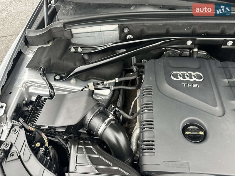 Внедорожник / Кроссовер Audi Q5 2015 в Дубно