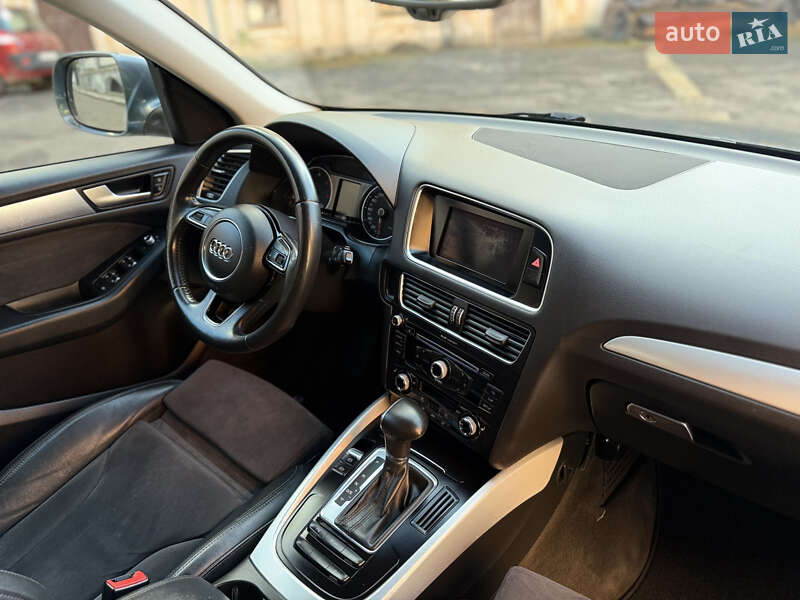 Позашляховик / Кросовер Audi Q5 2013 в Тернополі