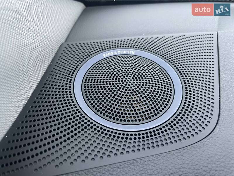 Позашляховик / Кросовер Audi Q5 2015 в Львові