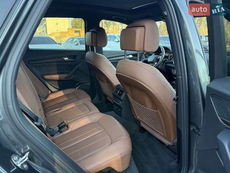 Позашляховик / Кросовер Audi Q5 2022 в Києві