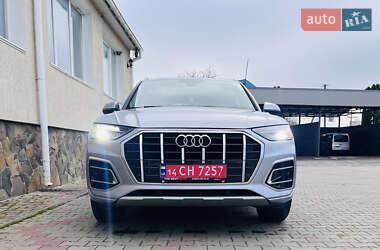 Позашляховик / Кросовер Audi Q5 2021 в Дунаївцях
