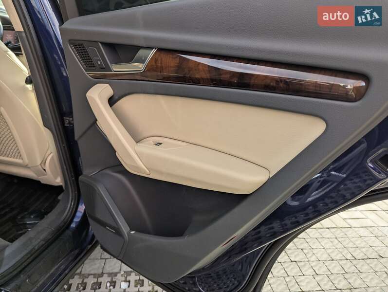 Позашляховик / Кросовер Audi Q5 2017 в Львові