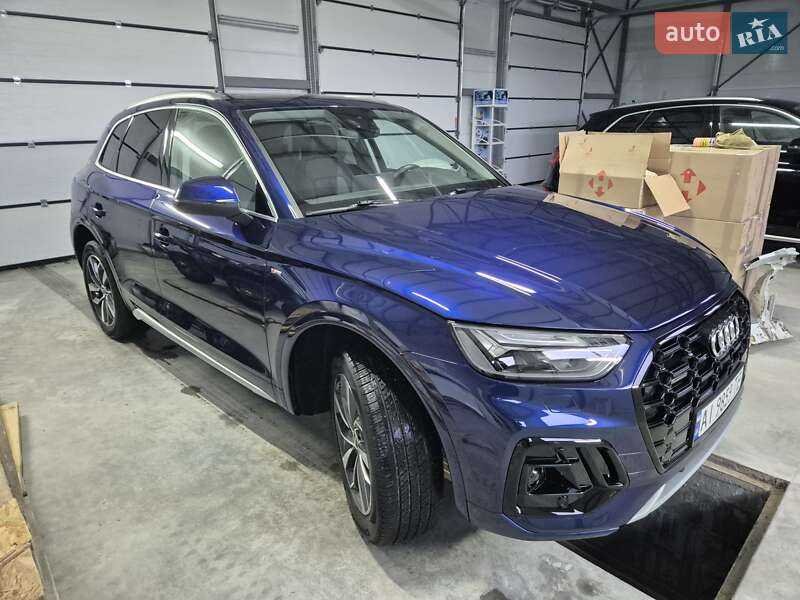 Внедорожник / Кроссовер Audi Q5 2023 в Барышевке