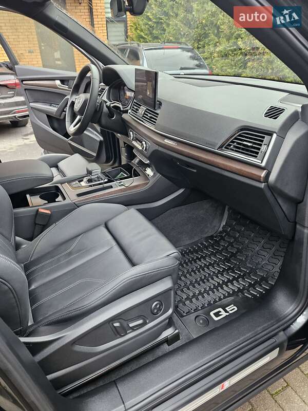 Внедорожник / Кроссовер Audi Q5 2024 в Виннице