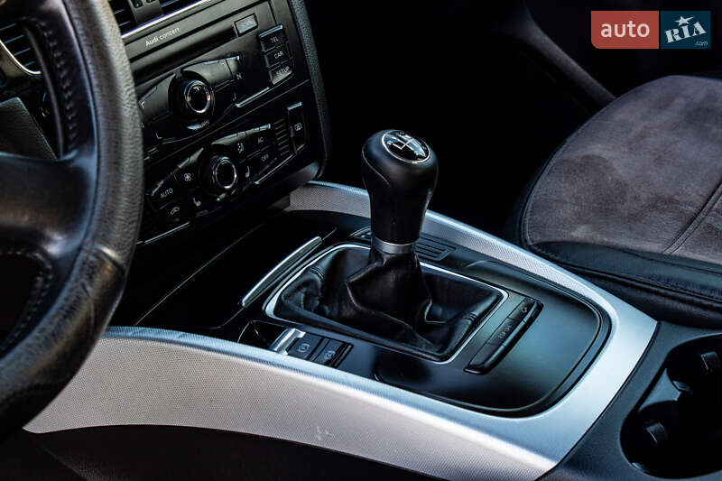 Внедорожник / Кроссовер Audi Q5 2009 в Нововолынске