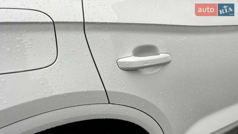 Внедорожник / Кроссовер Audi Q5 2017 в Киеве