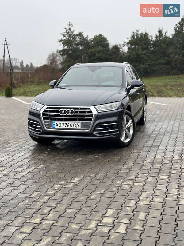 Позашляховик / Кросовер Audi Q5 2017 в Виноградові фото Позашляховик / Кросовер Audi Q5 2017 в Виноградові