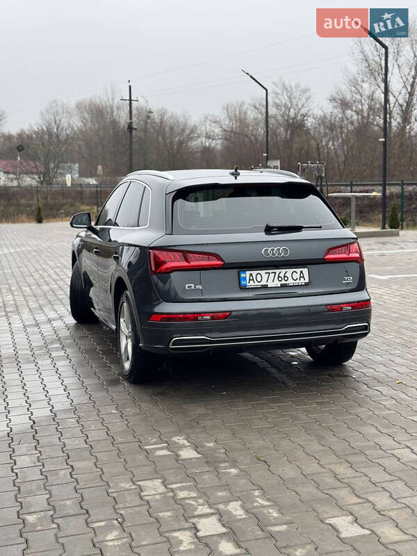 Позашляховик / Кросовер Audi Q5 2017 в Виноградові фото 7 Позашляховик / Кросовер Audi Q5 2017 в Виноградові