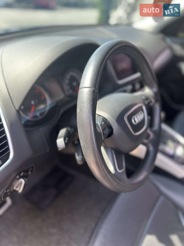 Позашляховик / Кросовер Audi Q5 2012 в Золочеві