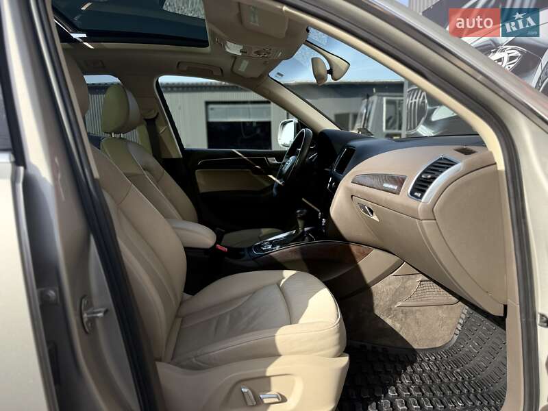 Внедорожник / Кроссовер Audi Q5 2015 в Львове