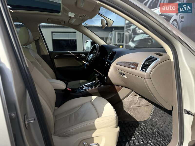 Внедорожник / Кроссовер Audi Q5 2015 в Львове