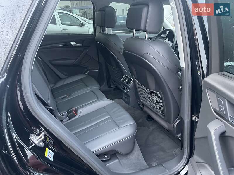 Позашляховик / Кросовер Audi Q5 2017 в Києві