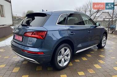 Позашляховик / Кросовер Audi Q5 2017 в Рівному