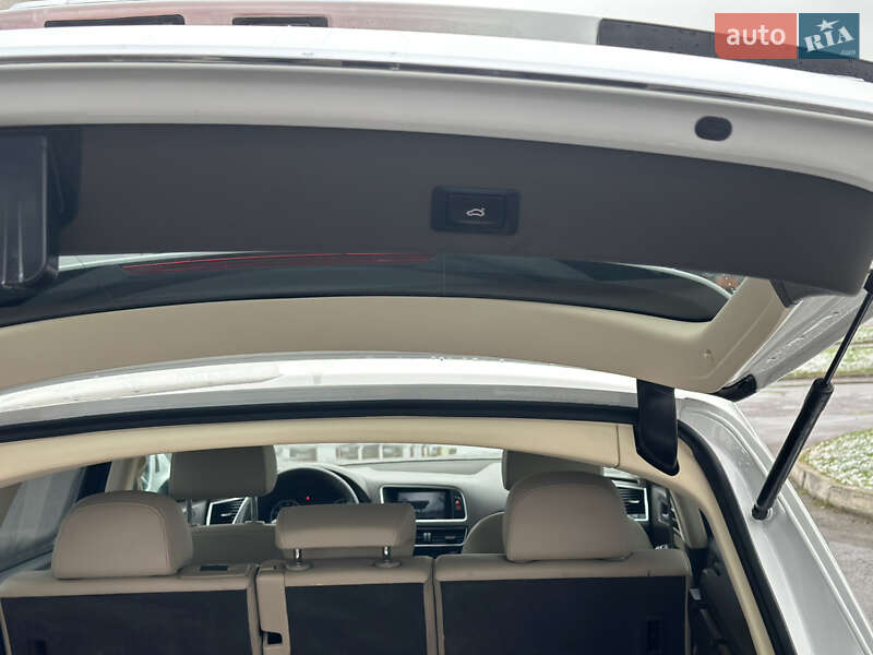 Внедорожник / Кроссовер Audi Q5 2015 в Дубно