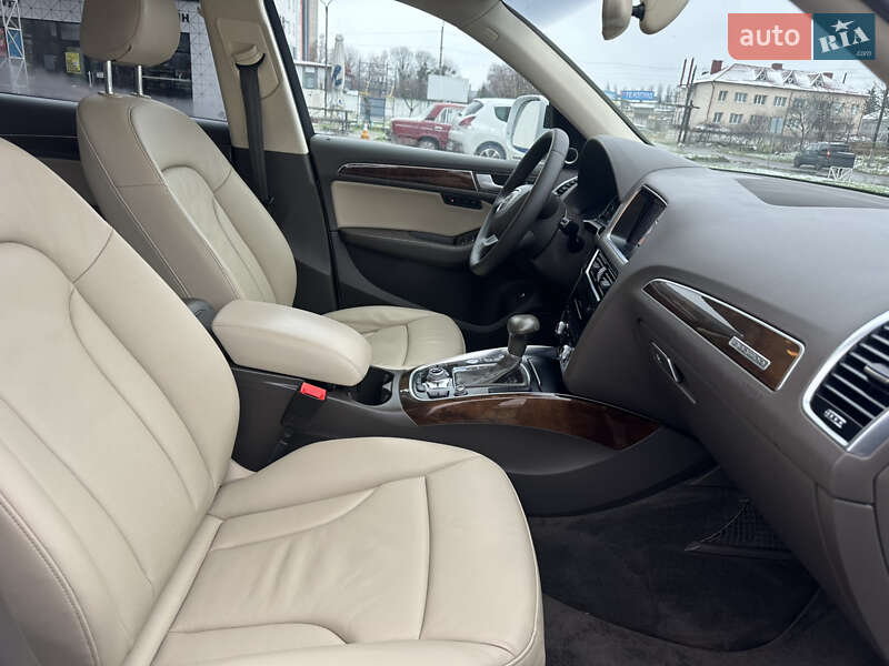 Внедорожник / Кроссовер Audi Q5 2015 в Дубно