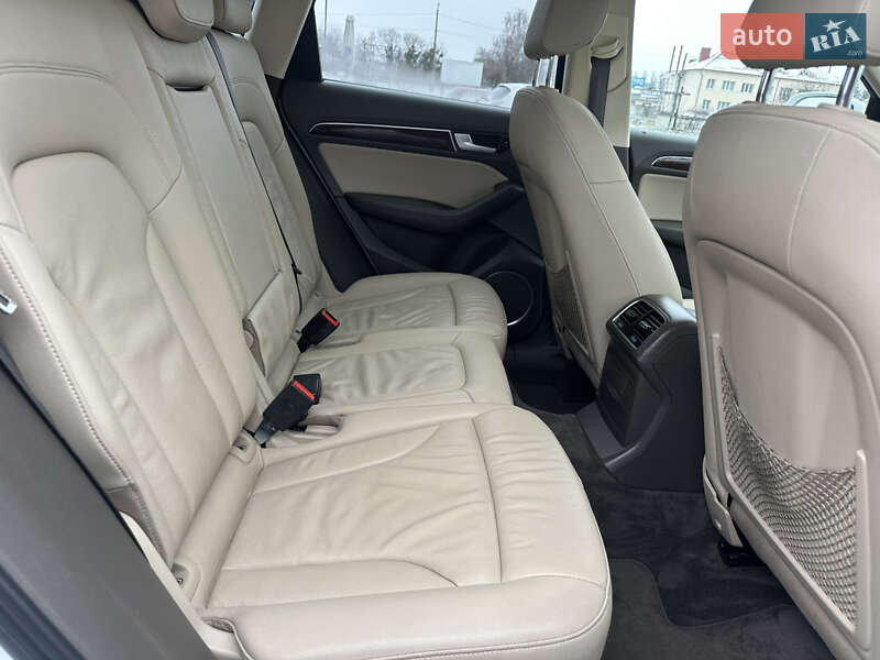 Внедорожник / Кроссовер Audi Q5 2015 в Дубно