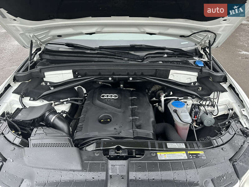 Внедорожник / Кроссовер Audi Q5 2015 в Дубно