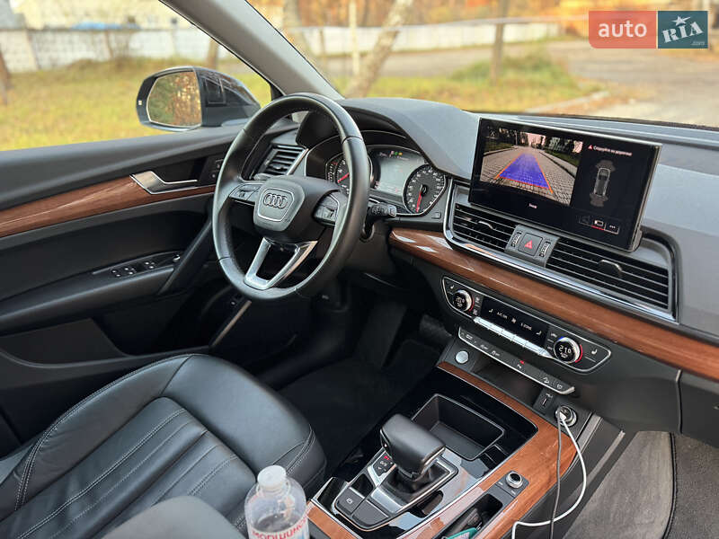 Внедорожник / Кроссовер Audi Q5 2020 в Новояворовске